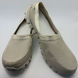 Skechers EZ Flex Lightweight Slip-On Sneaker Shoes Womens 8 Beige Casual